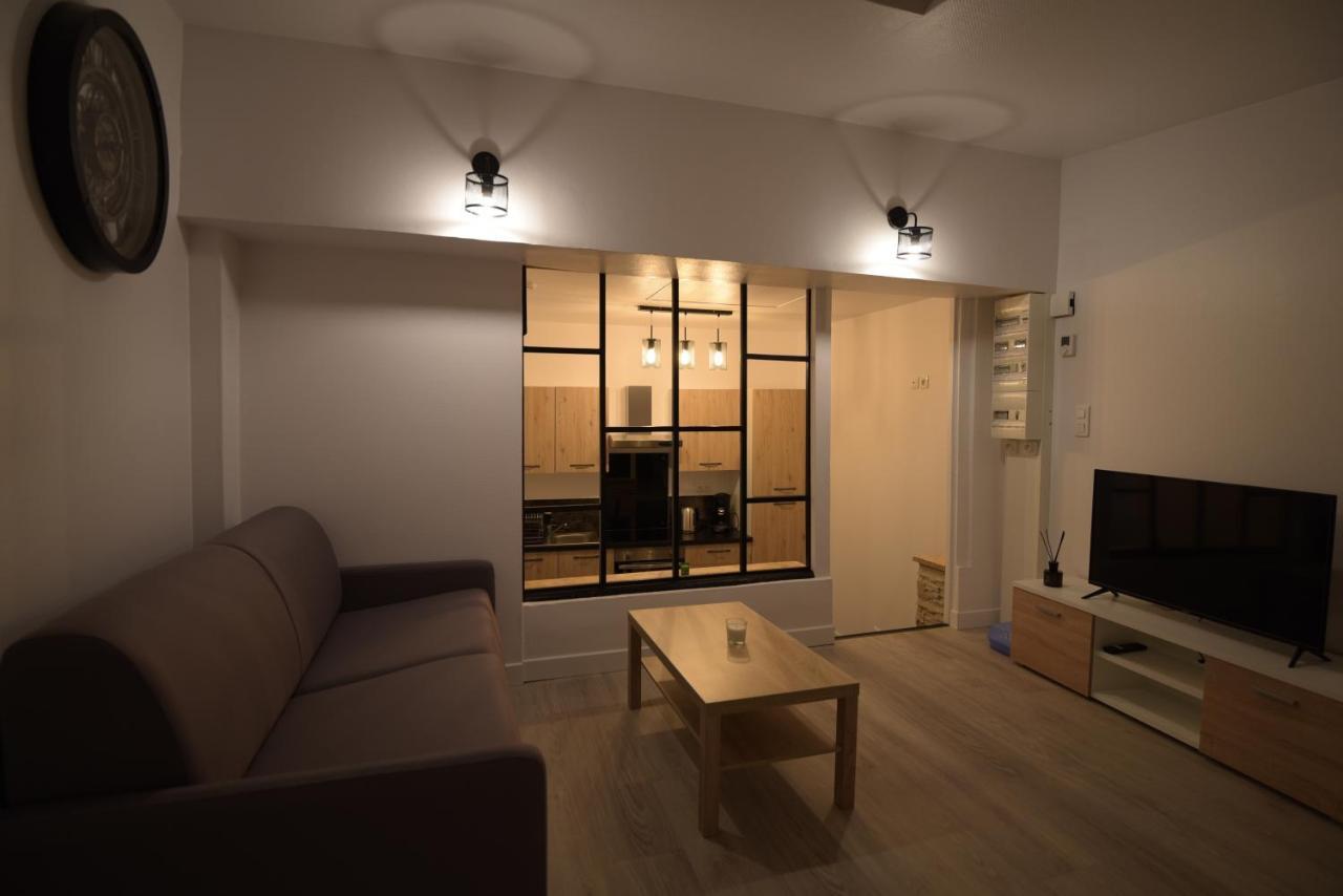 Cosy Appartement Hyper Centre Ville Avec Cour + Patio Auxerre Kültér fotó