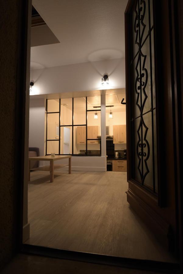 Cosy Appartement Hyper Centre Ville Avec Cour + Patio Auxerre Kültér fotó